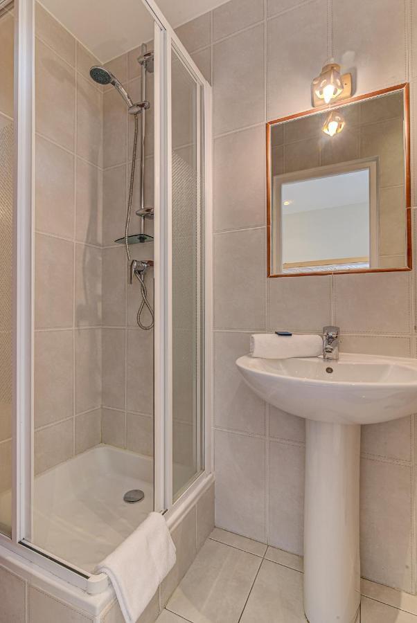 Apartment President - Alpes Travel - Central Chamonix - Sleeps 12 Εξωτερικό φωτογραφία